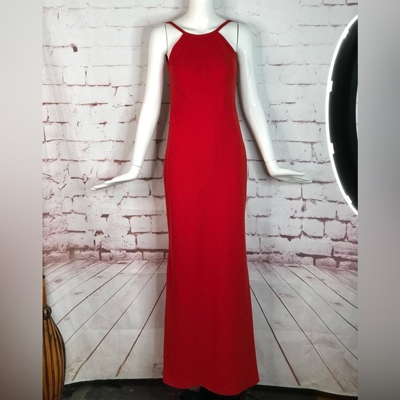 CALVIN KLEIN Halter Neck Size 4 Red Crepe Floor Length Maxi Gown Prom Dress - Picture 3 of 16